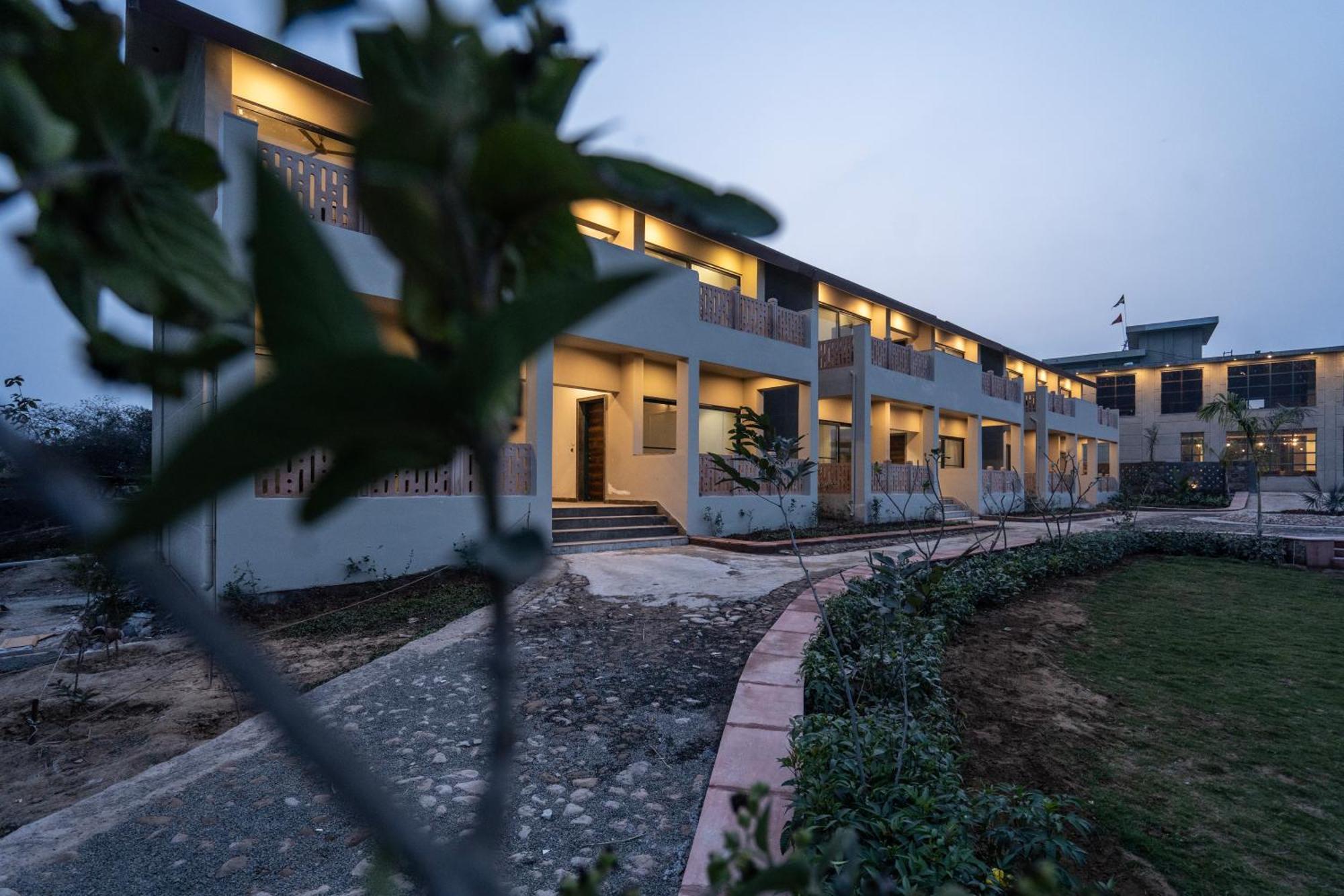 Sesaipura Palpur Fort A Kuno Wildlife Resort, Morawan מראה חיצוני תמונה